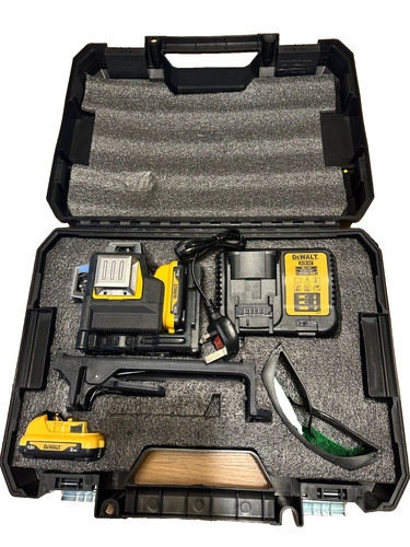 Dewalt green sides self - dewalt,