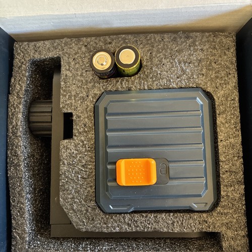 Self leveling laser level - laser,