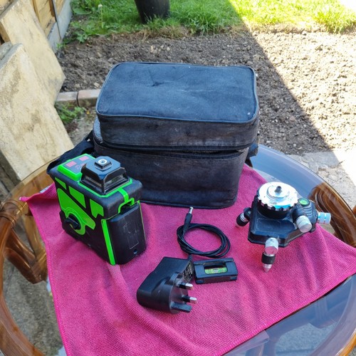 Lines laser level - 12, green